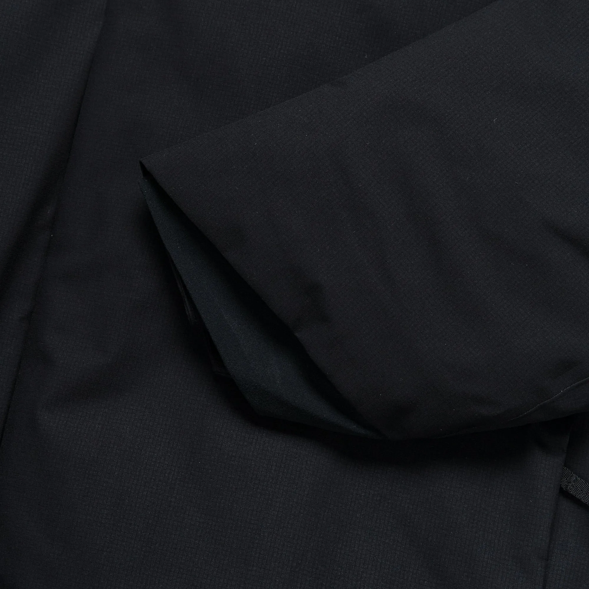 Altus Down Jacket - Black