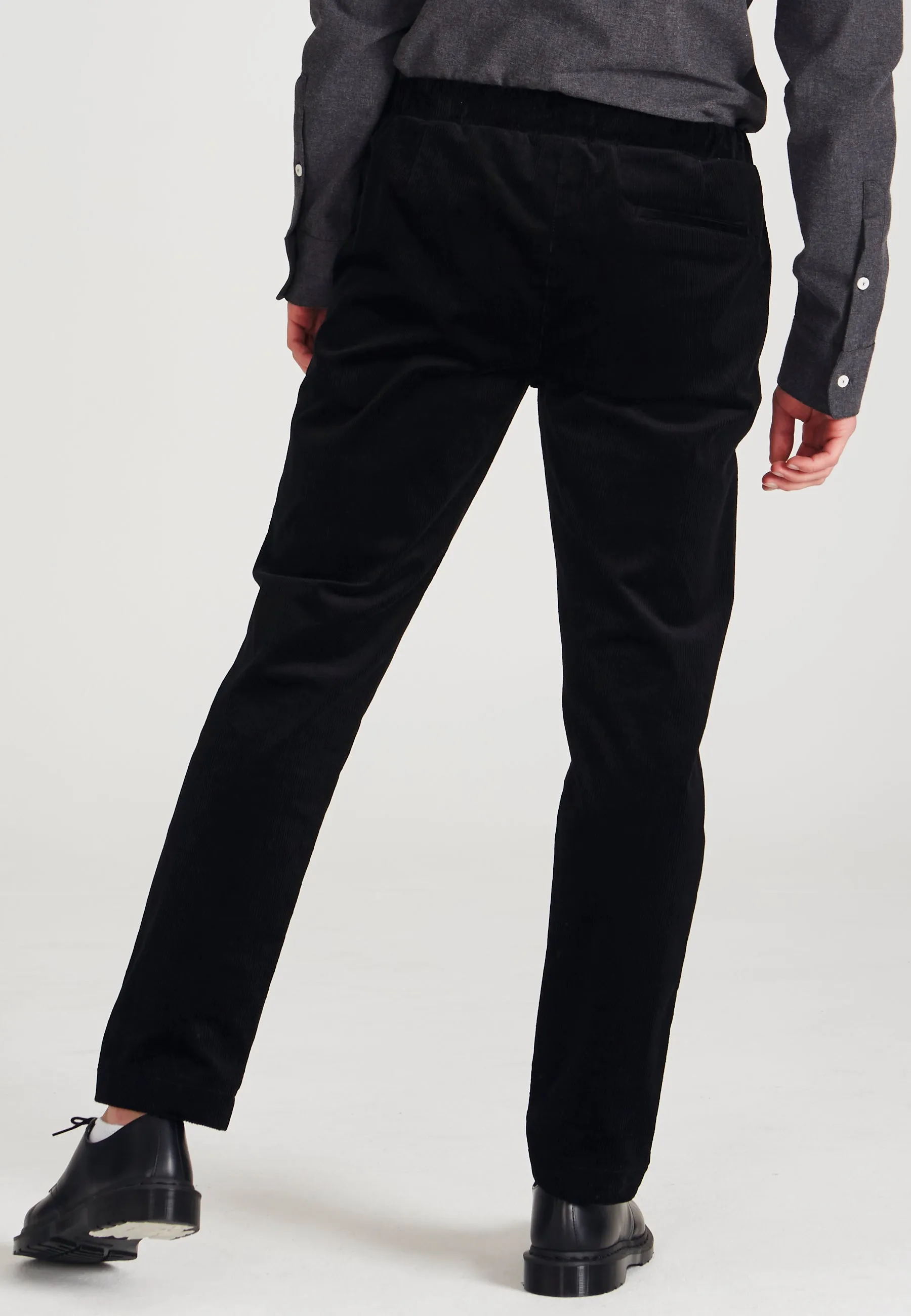 ERIC corduroy trousers made from organic cotton - Black (corduroy) Givn Berlin