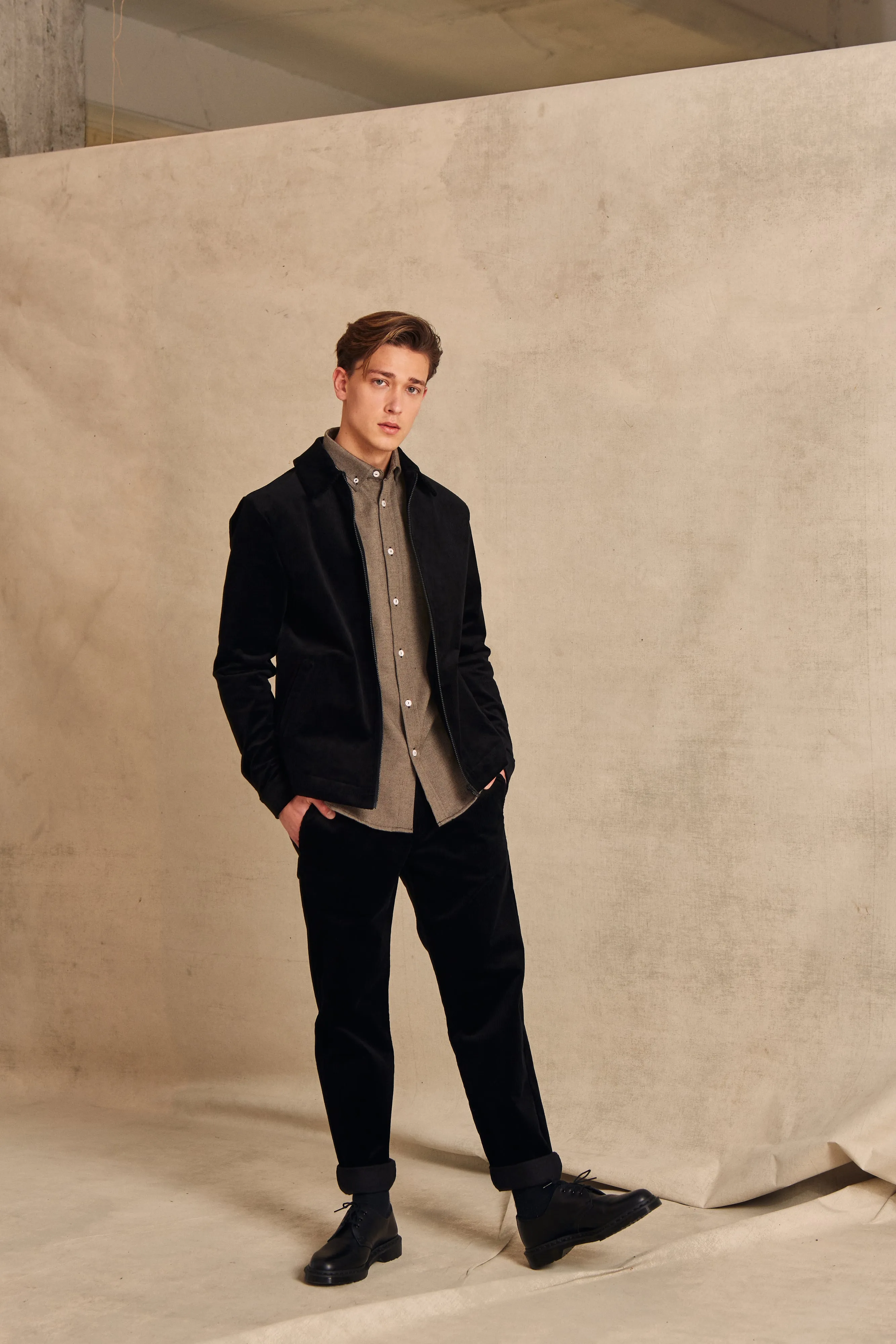 ERIC corduroy trousers made from organic cotton - Black (corduroy) Givn Berlin