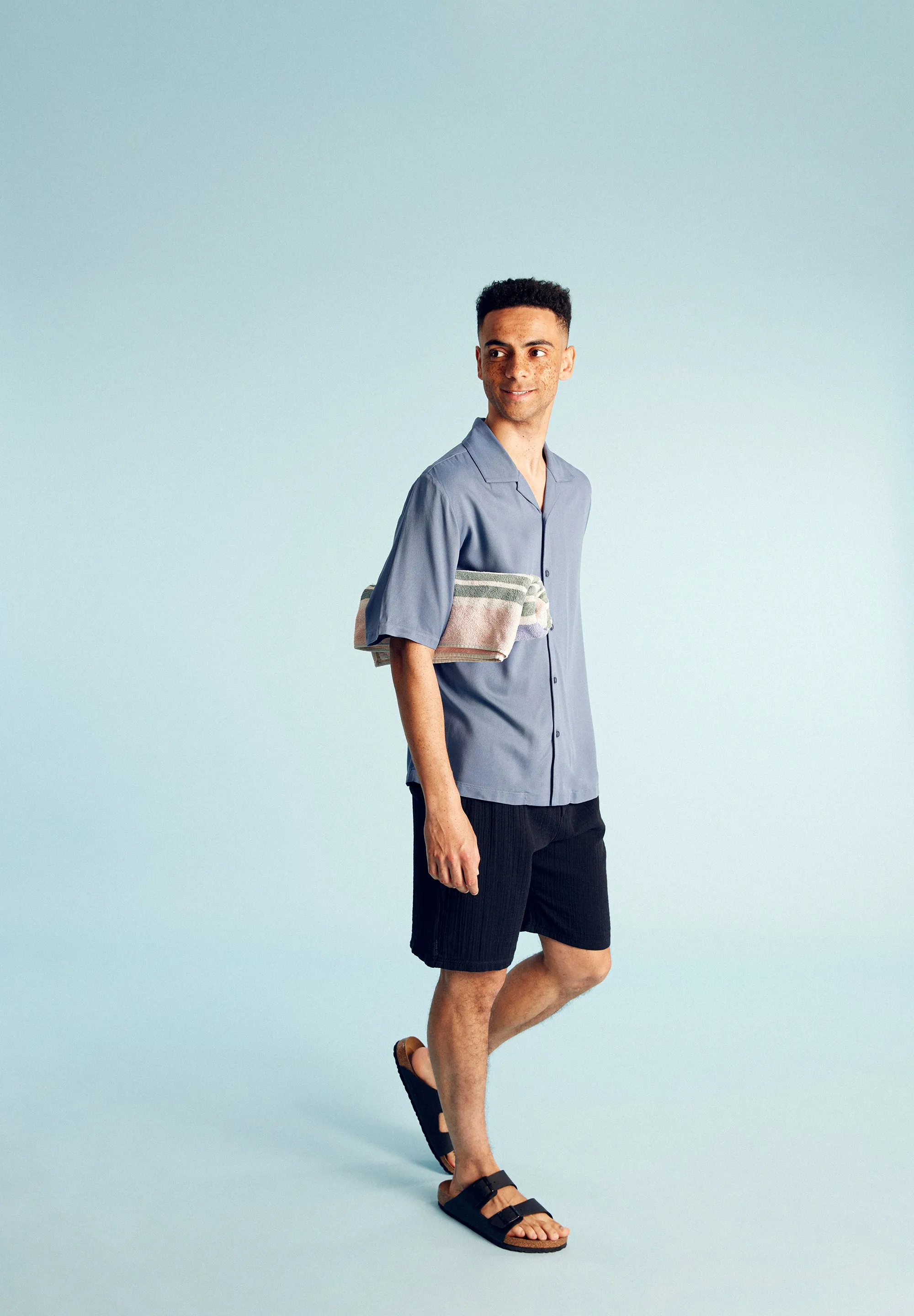 GBPASCAL organic cotton muslin shorts with elastic waistband - Black (muslin) Givn Berlin