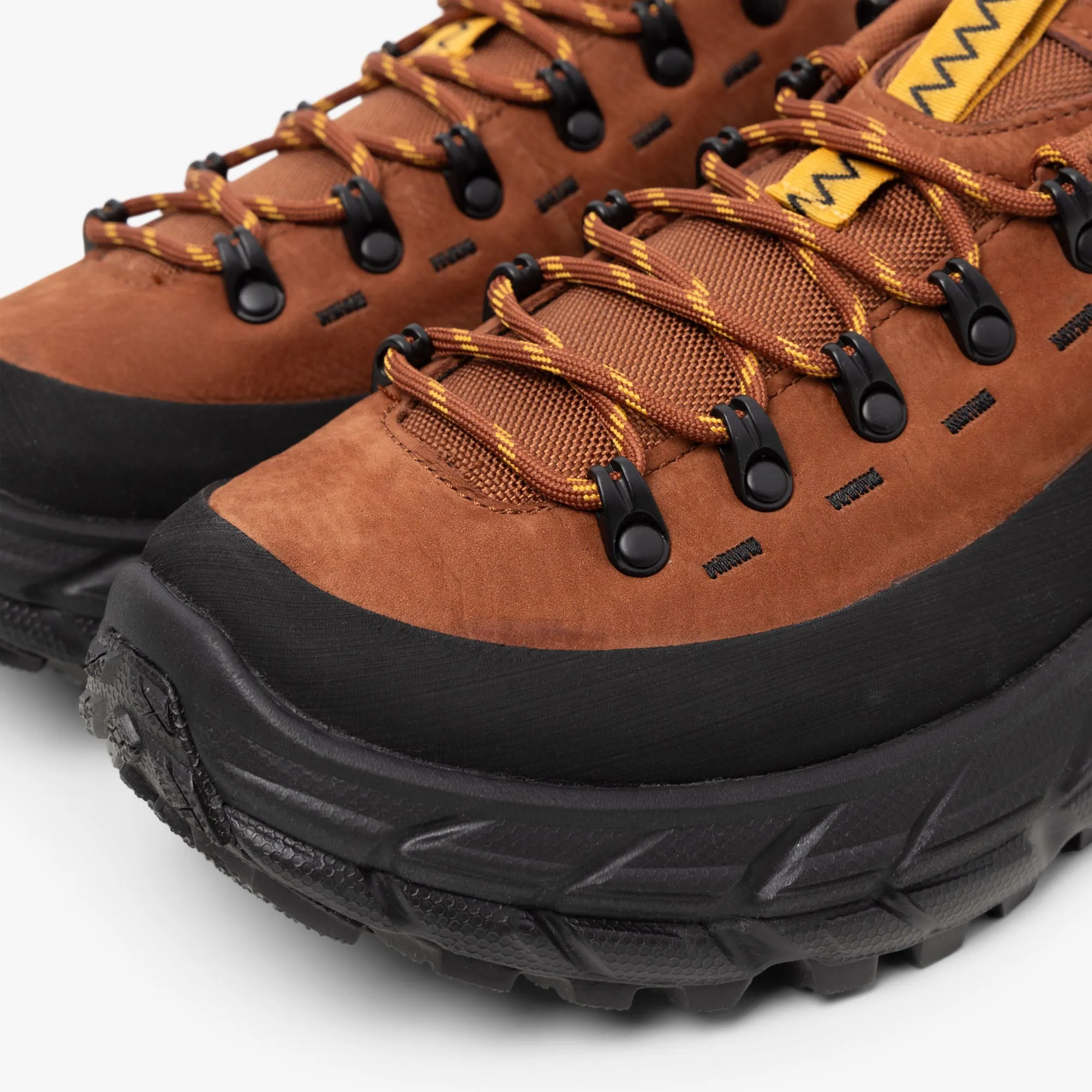 Hoka U TOR Summit Hazelnut / Black