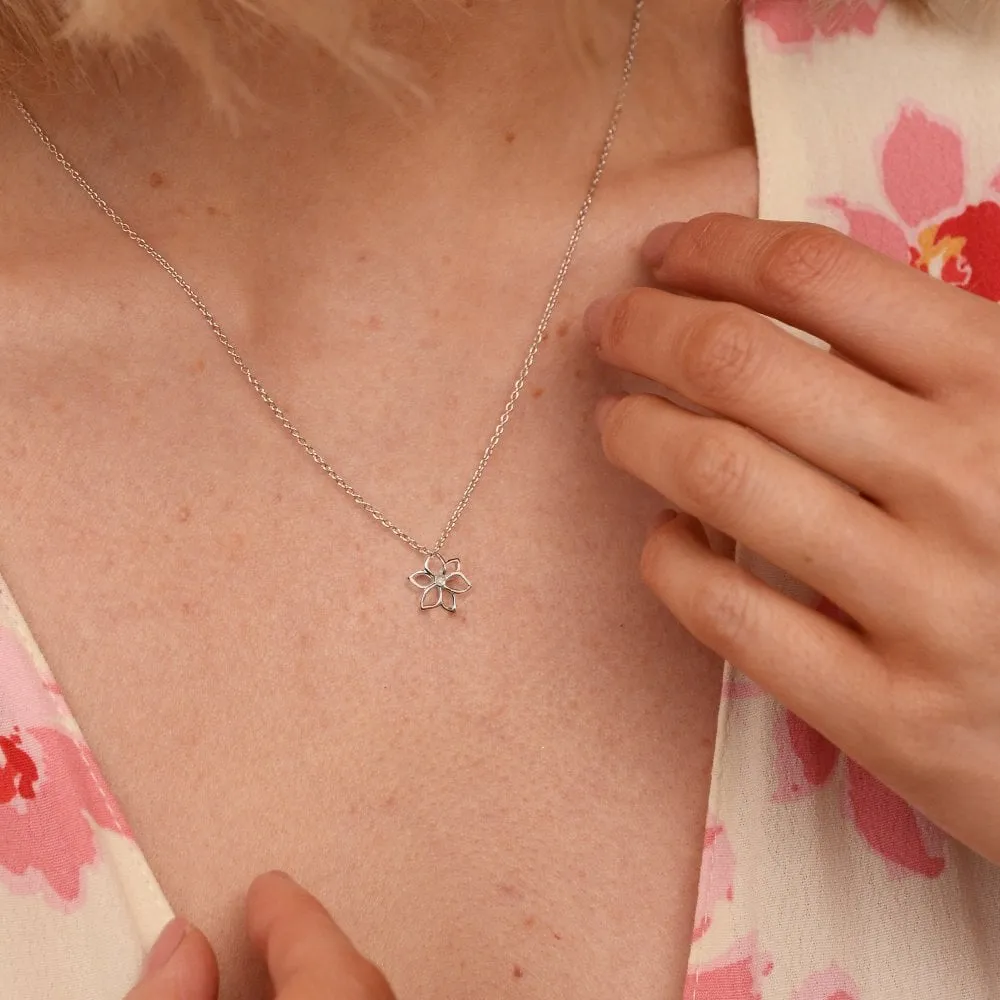 Hot Diamonds Amulets Flower Pendant DP894