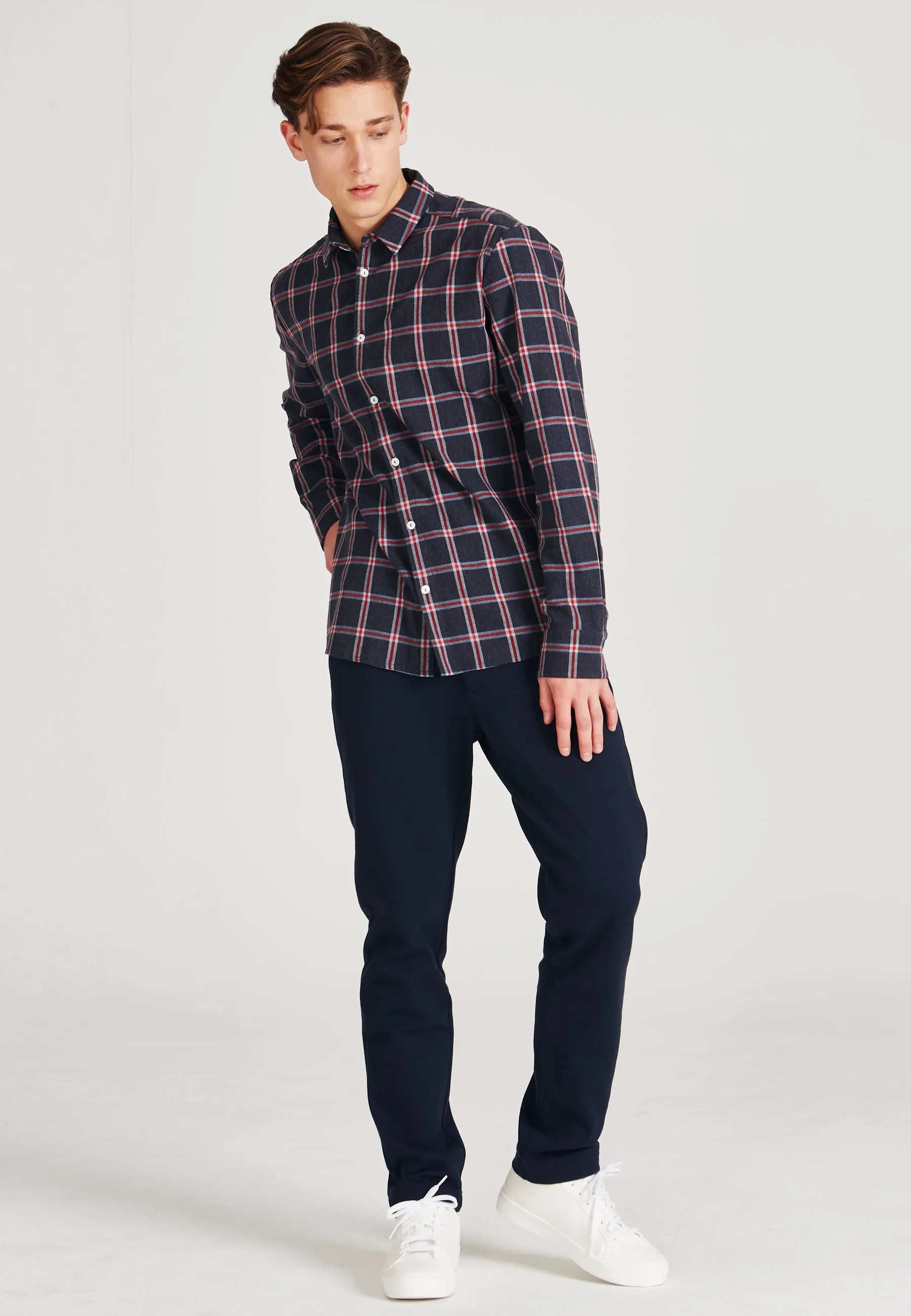 JASON chino pants made from organic cotton - Midnight Blue (Structure) Givn Berlin