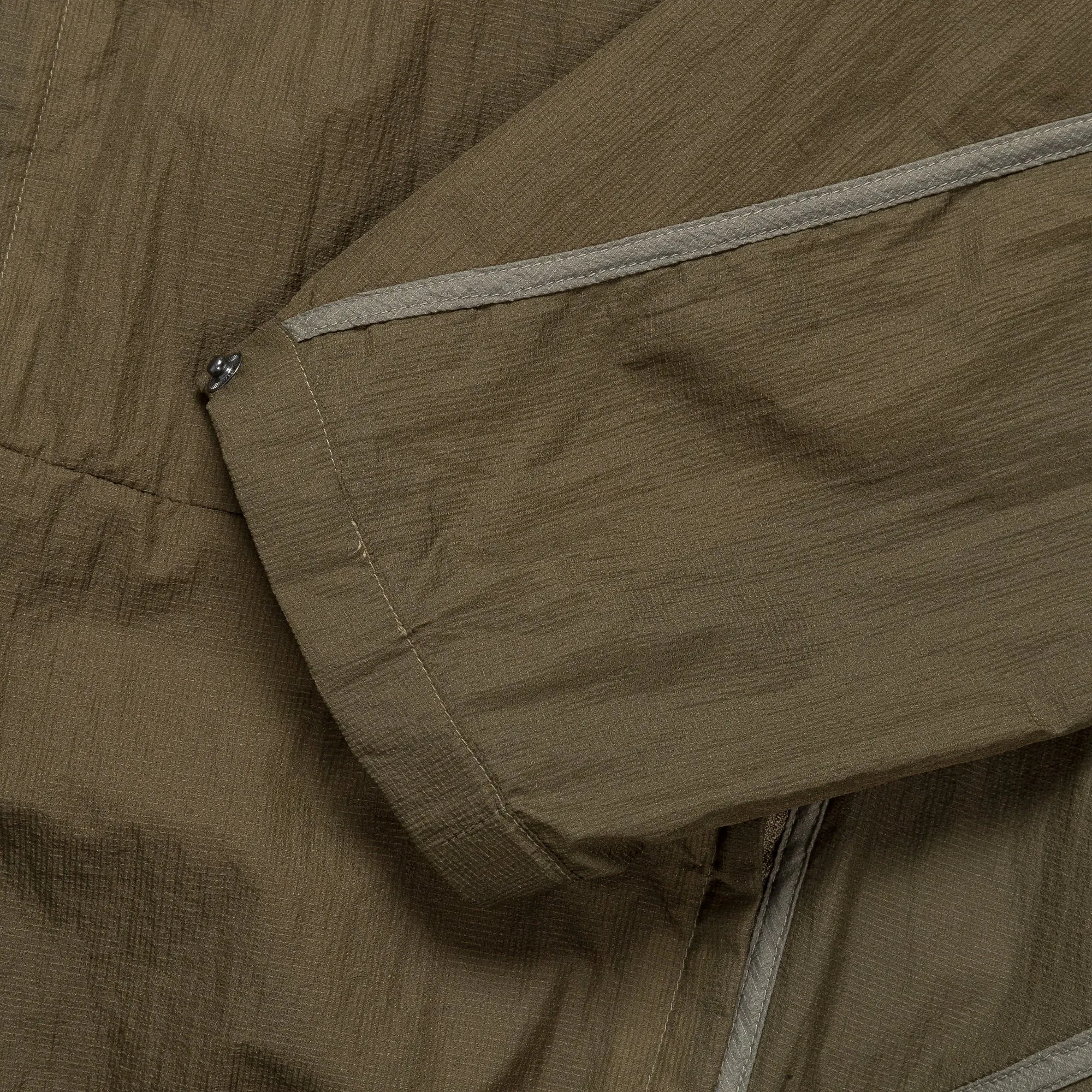 Latitude Flight Wind Jacket - Army Green