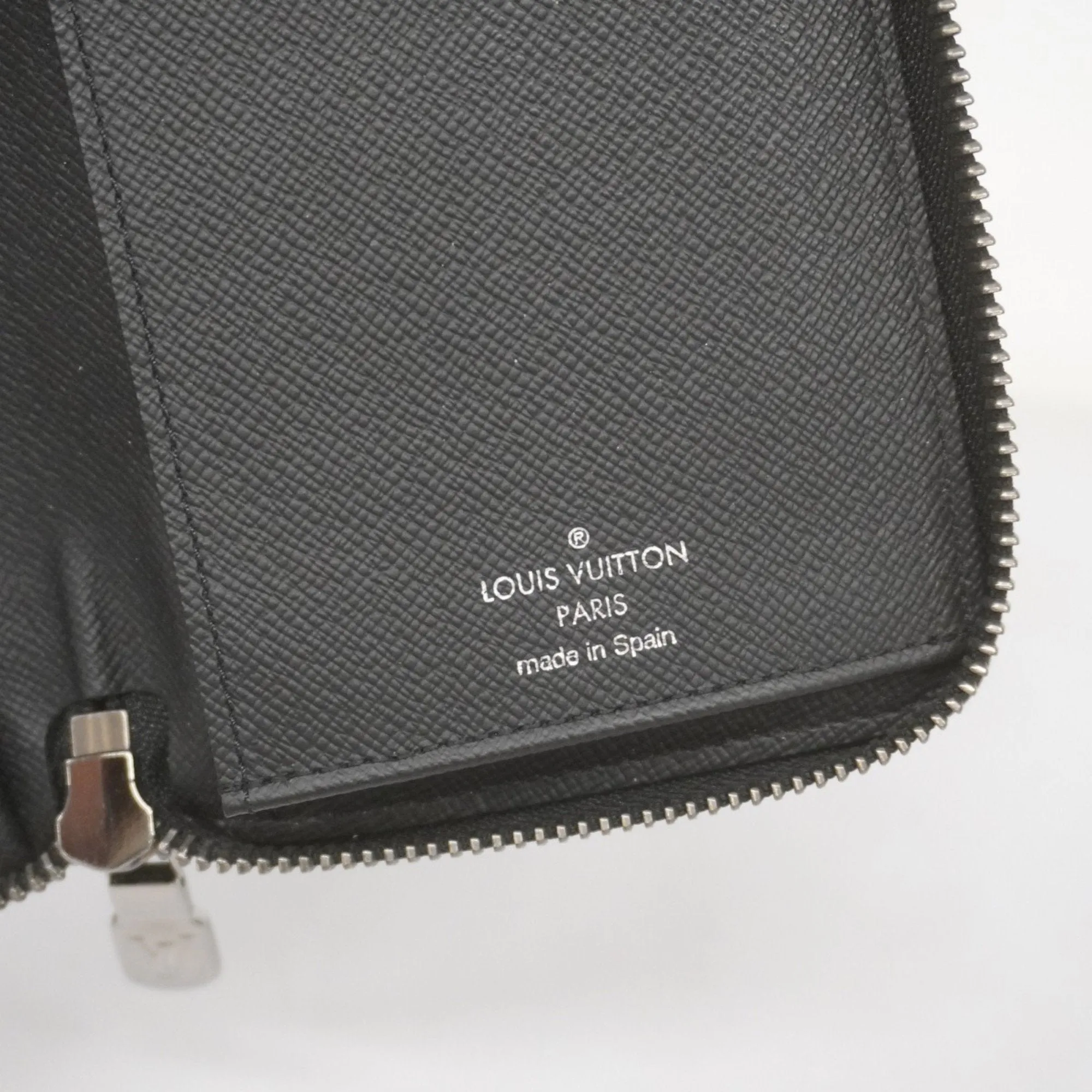 Louis Vuitton Long Wallet (Bi-Fold) (Pre-Owned)