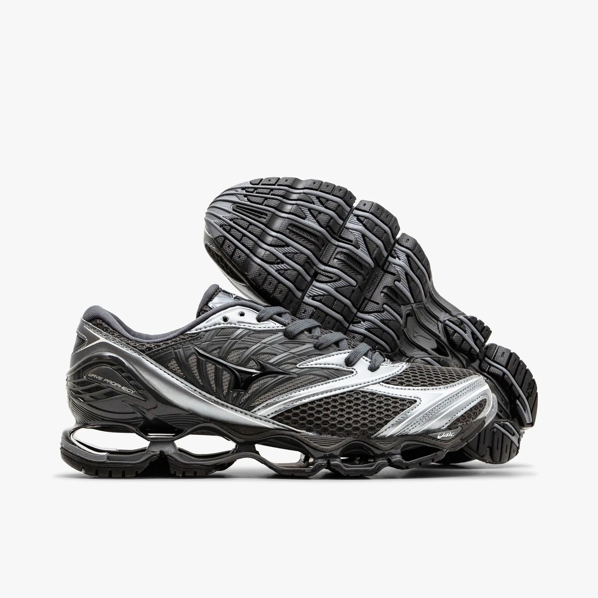 Mizuno Wave Prophecy LS