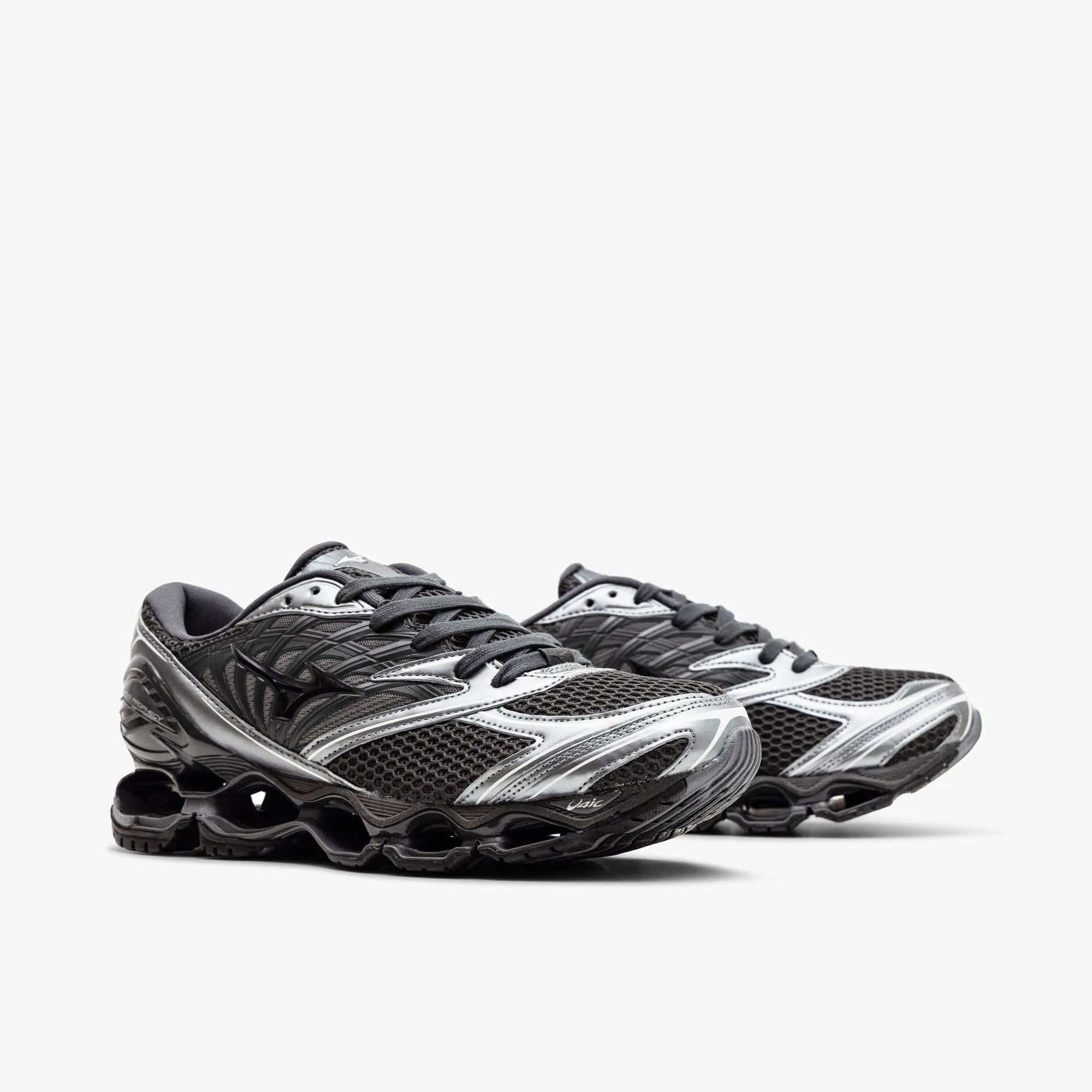 Mizuno Wave Prophecy LS