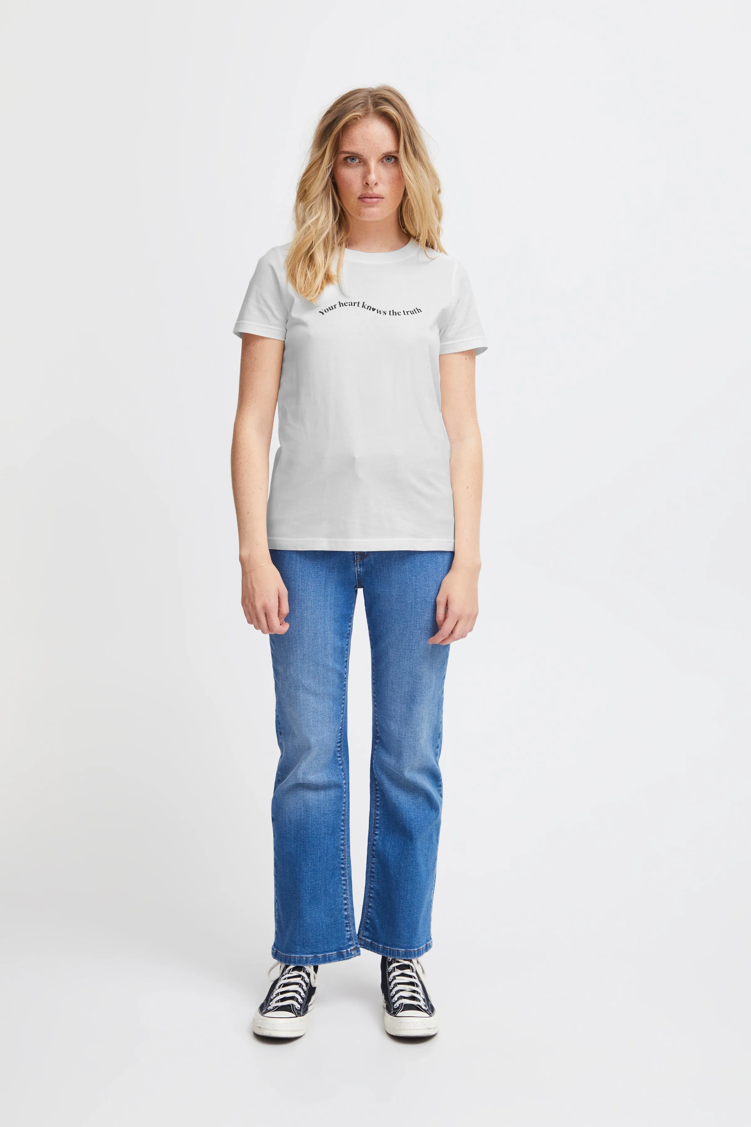 NEILA T-SHIRT (CLOUD DANCER)