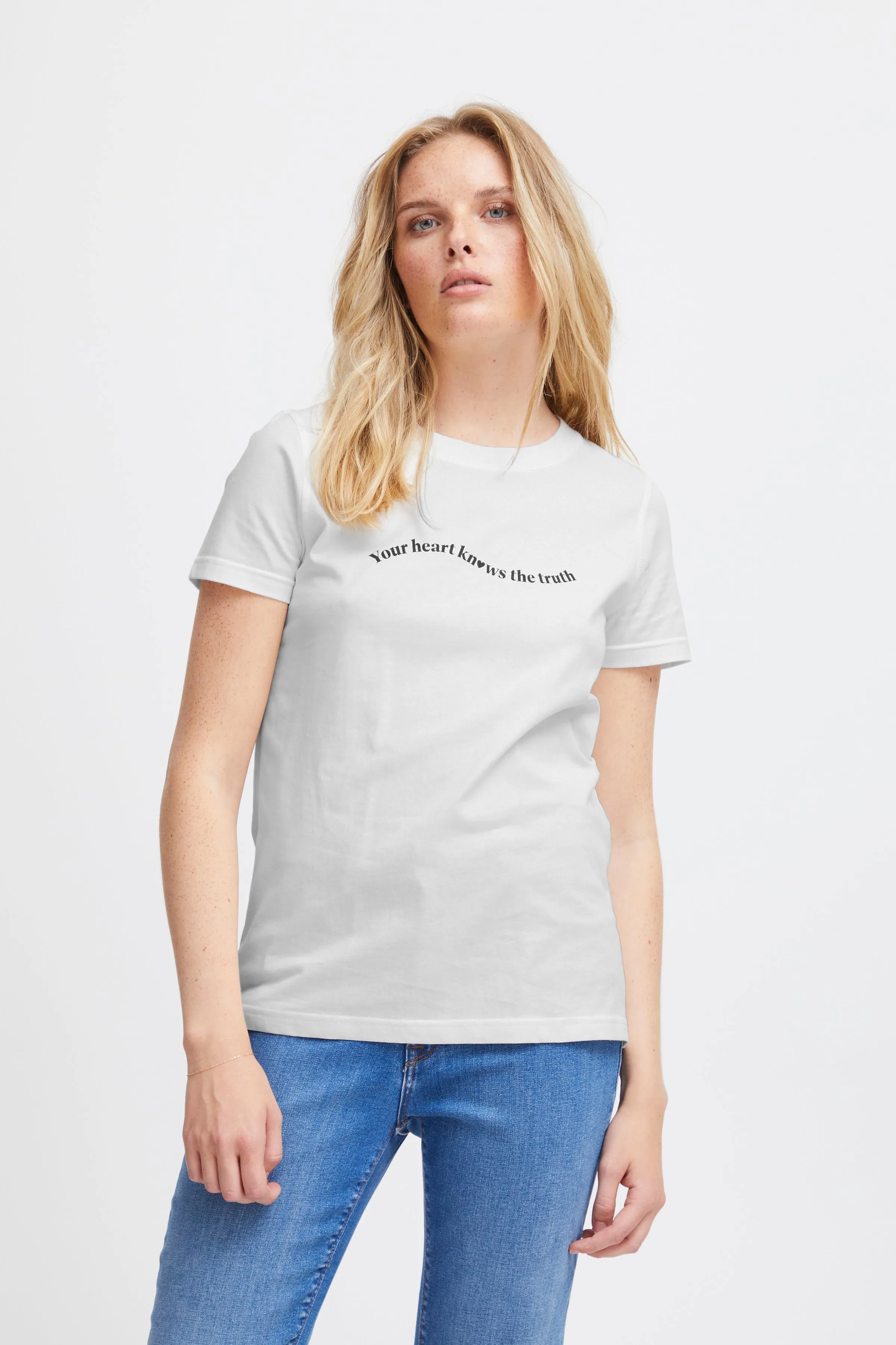 NEILA T-SHIRT (CLOUD DANCER)