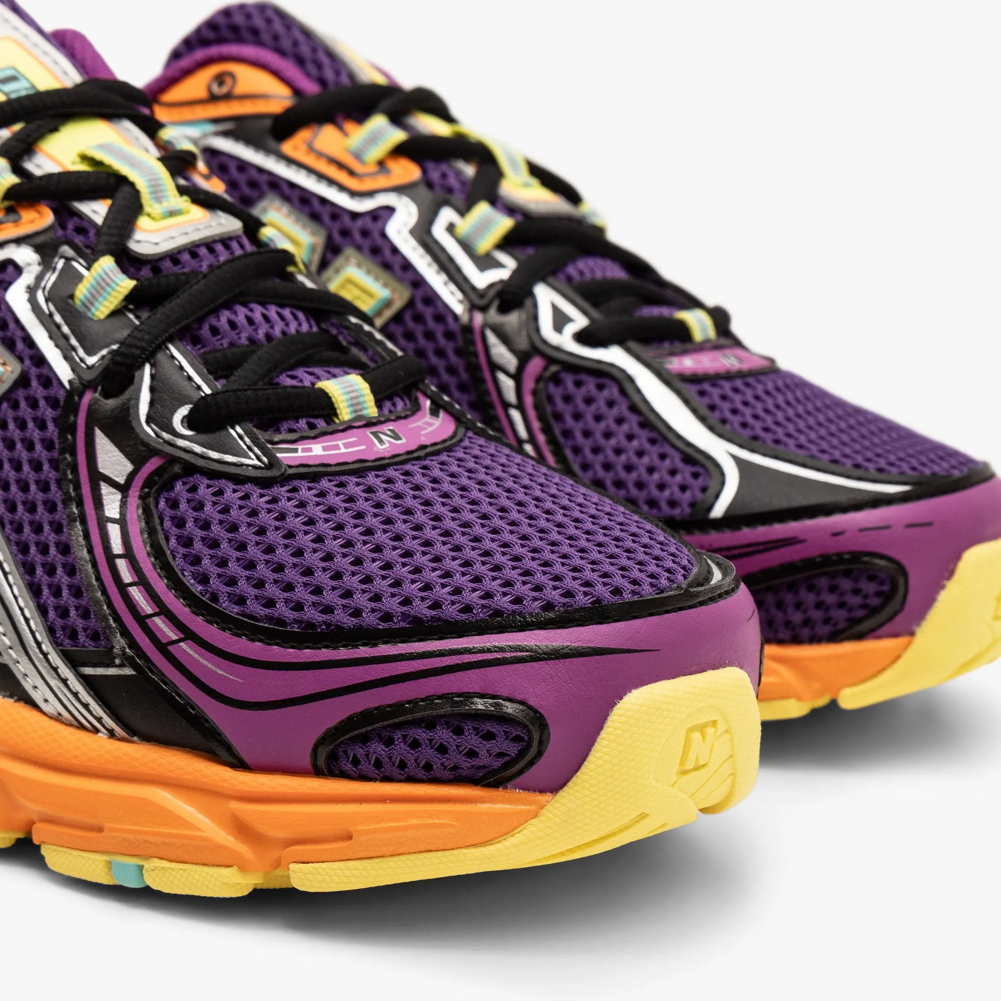 New Balance 740 Concord Grape / Firefly