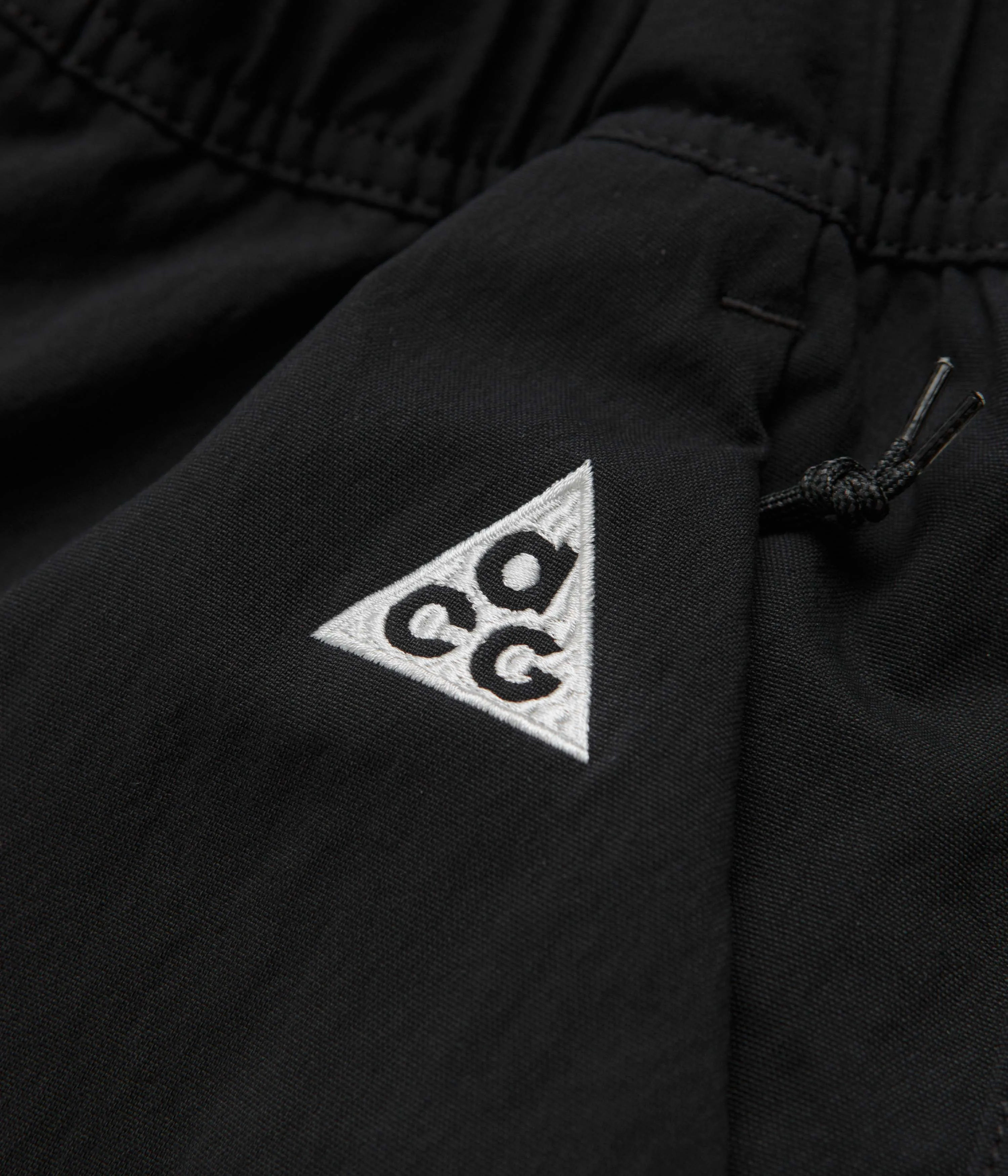 Nike ACG Smith Summit Cargo Pants - Black / Anthracite / Summit White