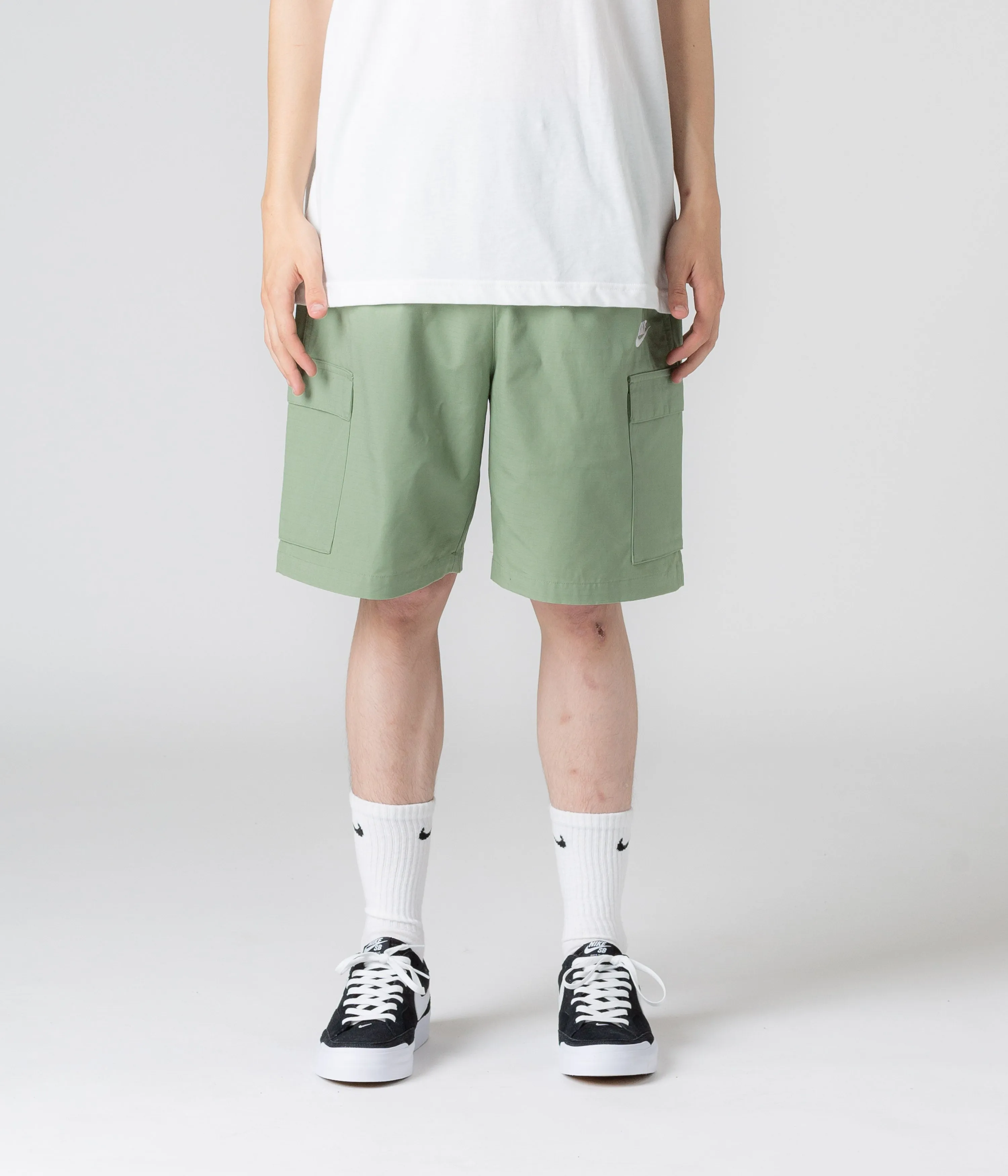 Nike Club Cargo Shorts - Oil Green / White