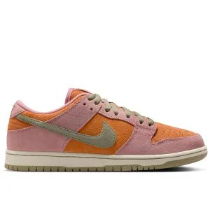 Nike SB - Dunk Low Pro Shoes Red Stardust
