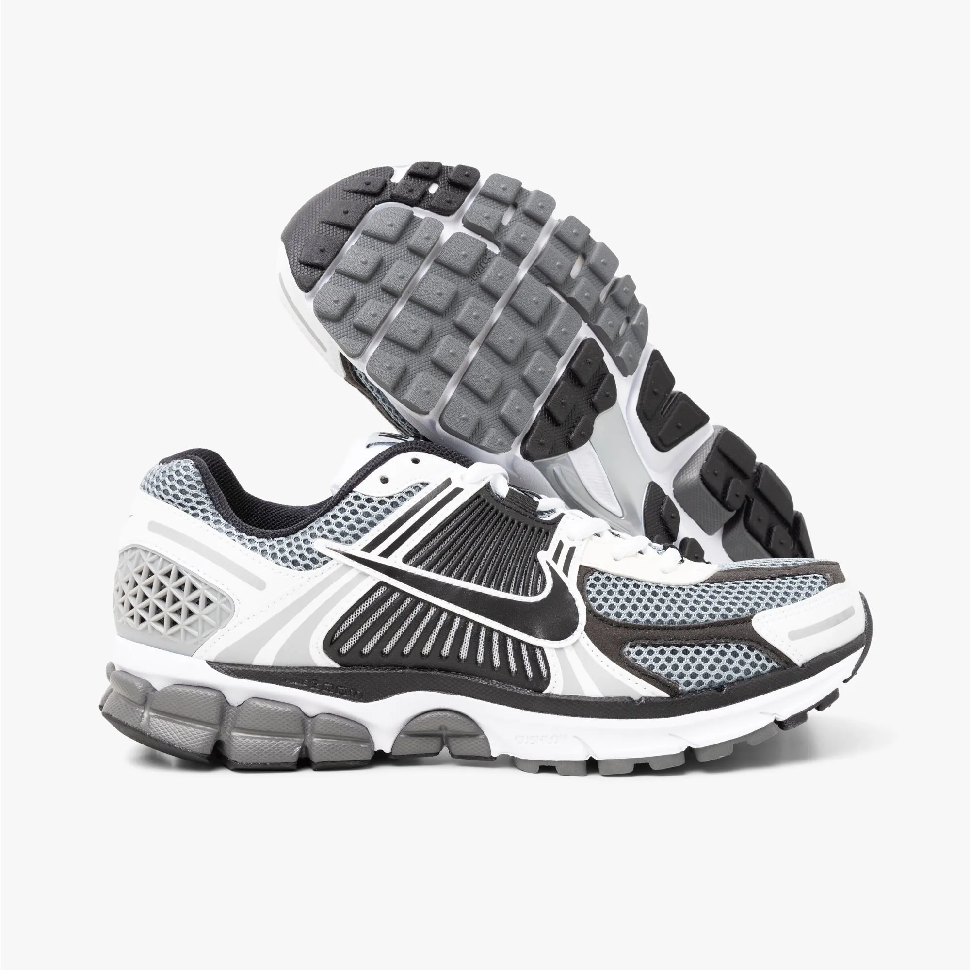 Nike Zoom Vomero 5 SE SP Dark Grey / Black - White