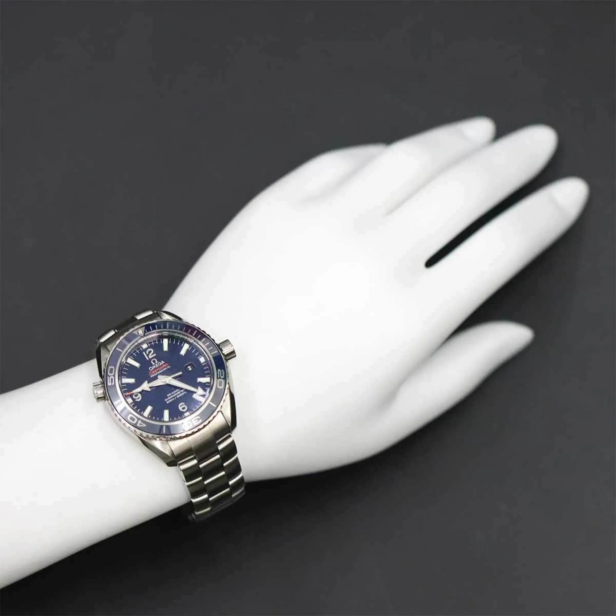 Omega Seamaster Planet Ocean Titanium Wristwatch (Pre-Owned)
