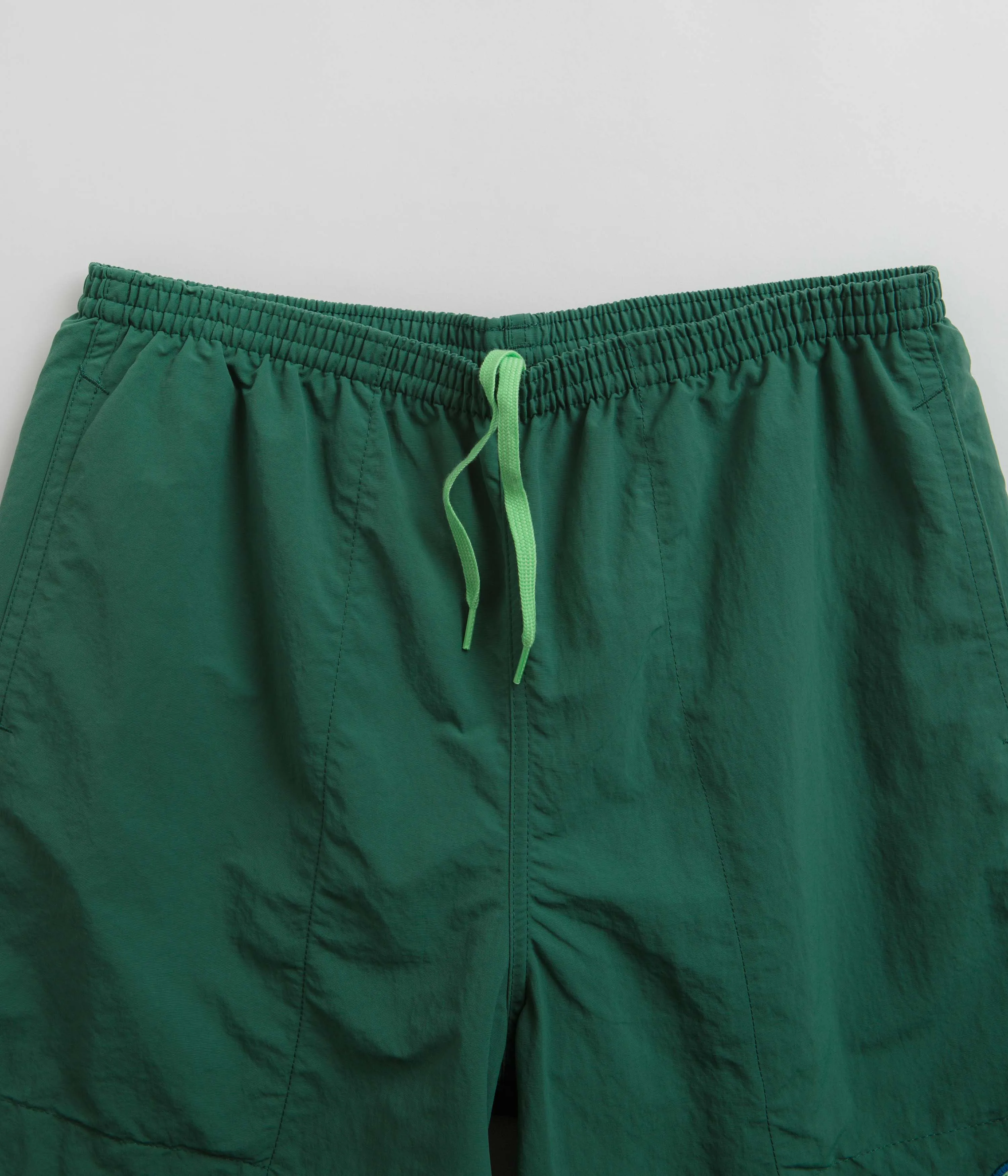 Patagonia Baggies Longs 7" Shorts - GPIW Crest: Conifer Green