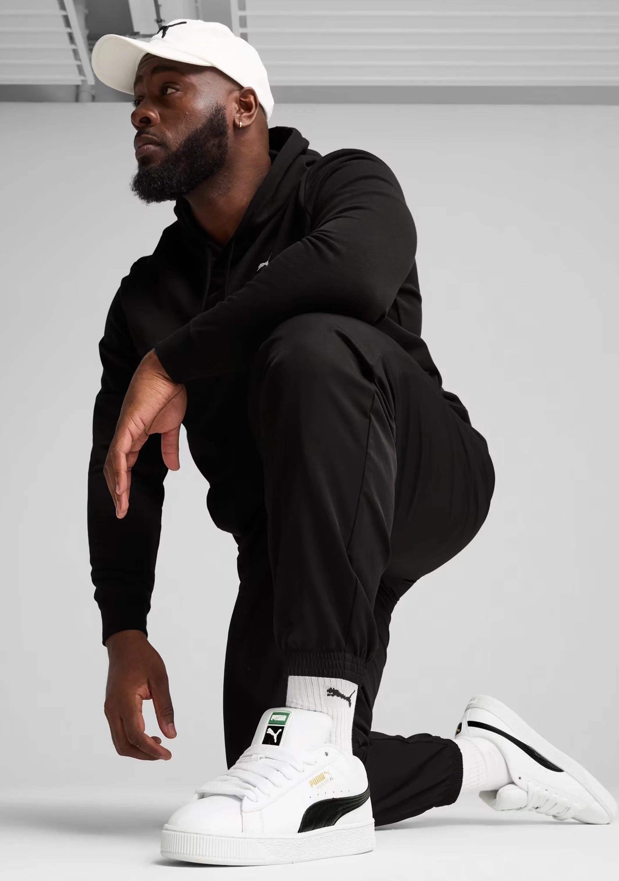 Puma Men's Active Essentials Woven Pants Black