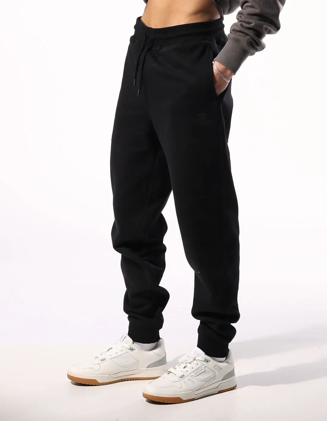 RUSSELL MEN'S BROOKLYN BLACK TRACKPANTS
