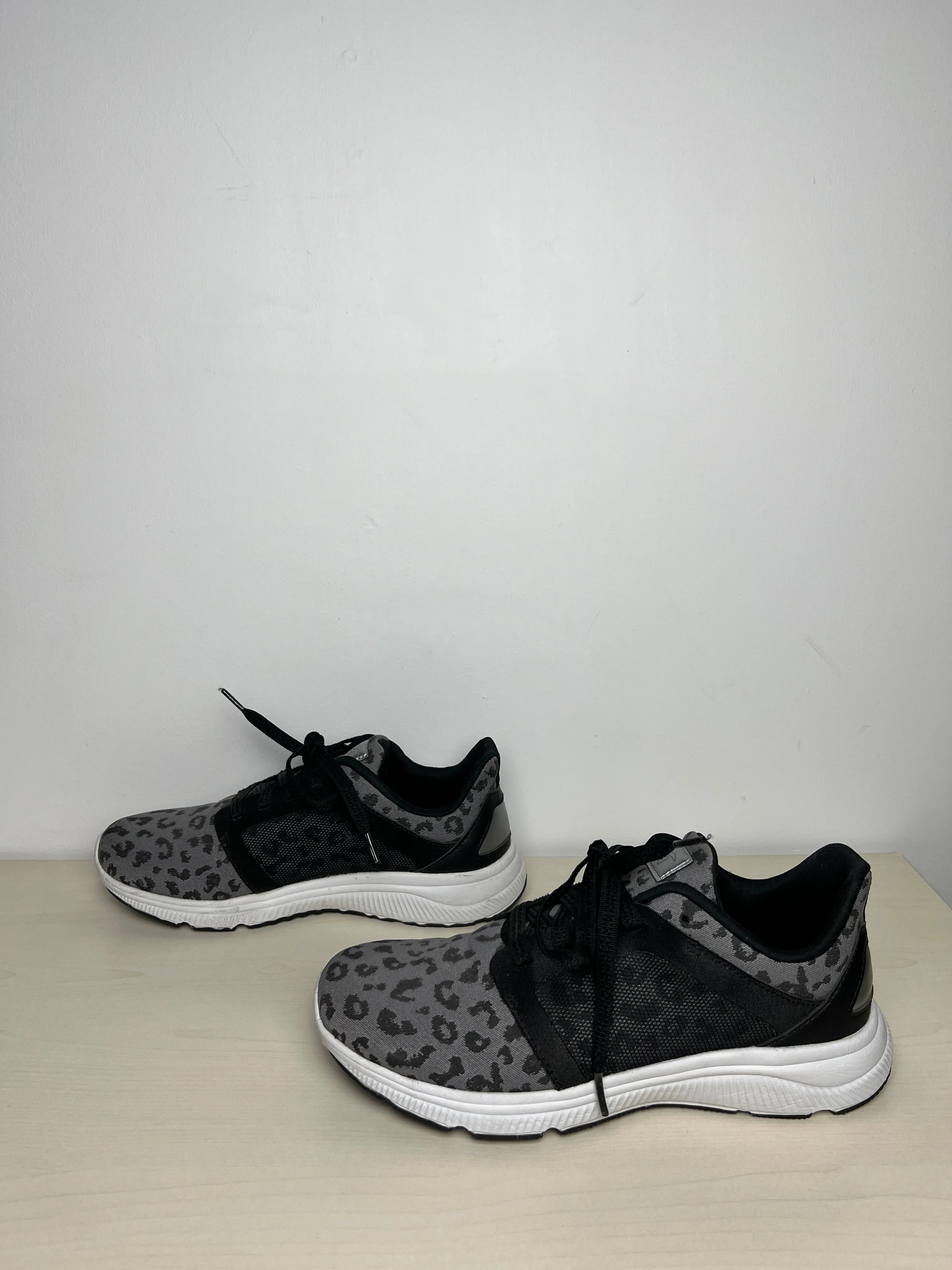 Shoes Athletic By Avia In Leopard Print, Size: 8