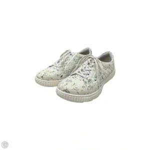 Shoes Athletic By Clarks In Blue & Cream, Size: 7.5