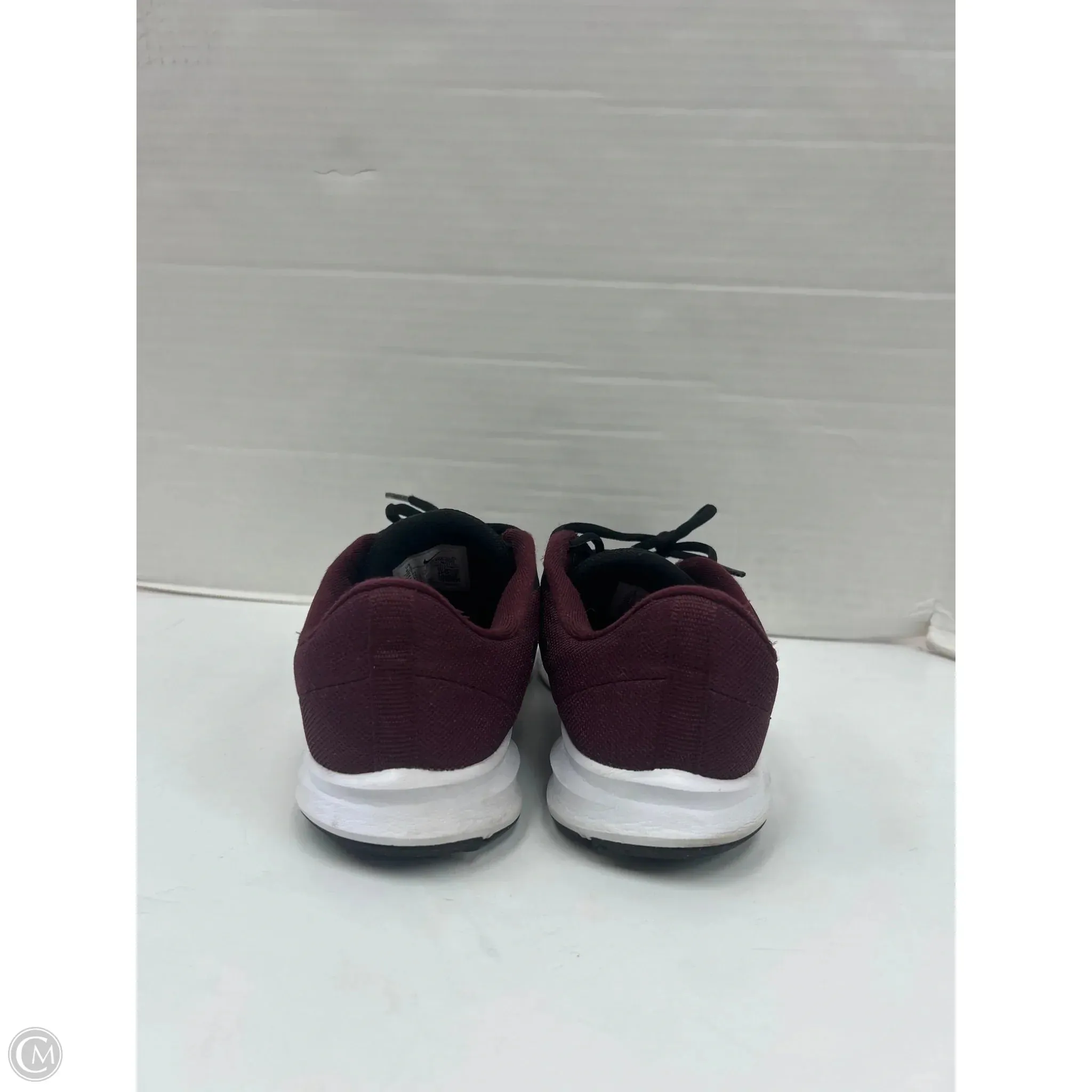 Shoes Athletic By Nike In Maroon, Size: 9.5
