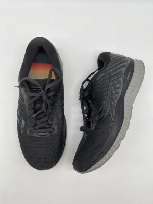 Shoes Athletic By Sacouny In Black, Size: 8