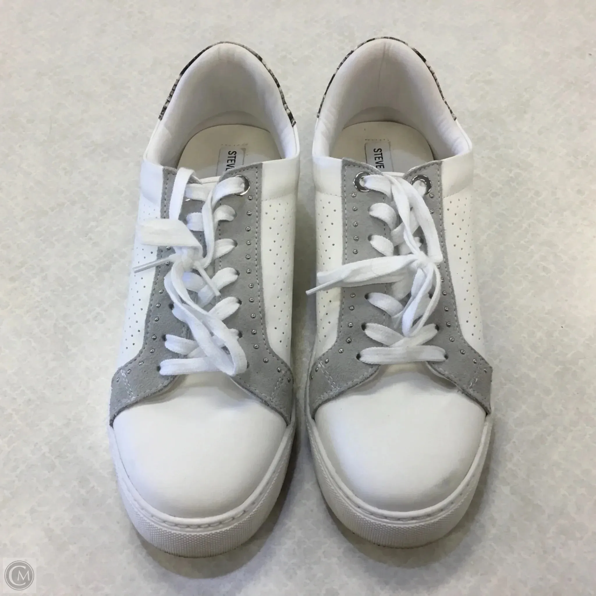 Shoes Athletic By Steve Madden In White, Size: 10