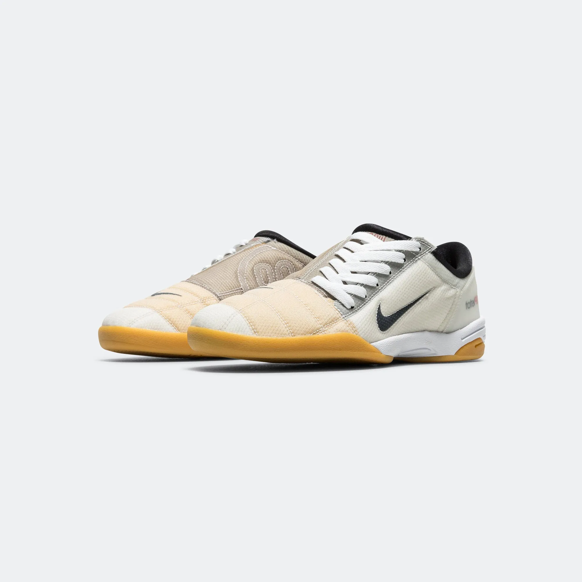 Total 90 - White/Black-Gum Light Brown